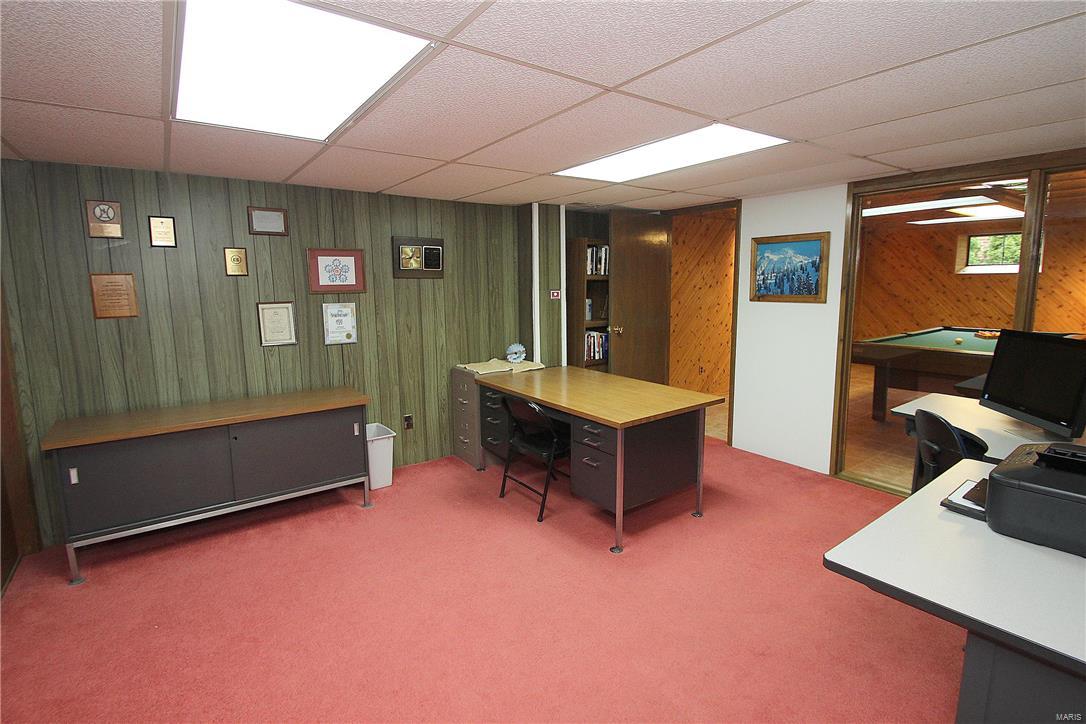 810 Rolfe Drive St. Louis, MO 63122 - Photo 24 of 41 Gallery Image 24