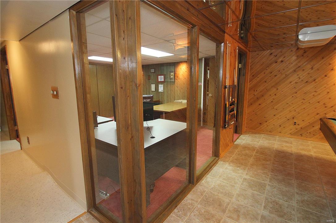 810 Rolfe Drive St. Louis, MO 63122 - Photo 30 of 41 Gallery Image 30