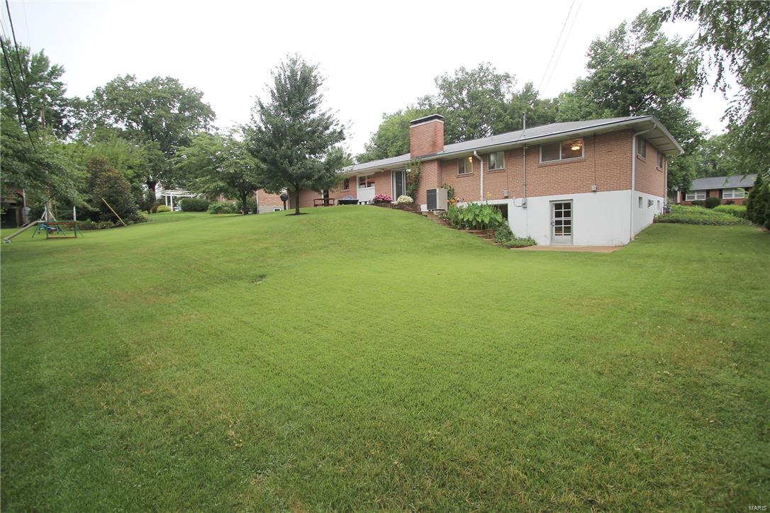810 Rolfe Drive St. Louis, MO 63122 - Photo 10 of 41 Gallery Image 10