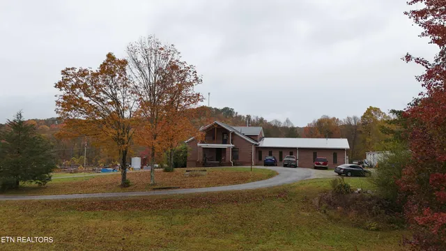 $640,000 | 3651 Baker Highway, Huntsville, TN 37756