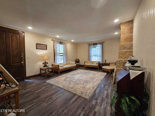 $610,000 | 3651 Baker Highway, Huntsville, TN 37756