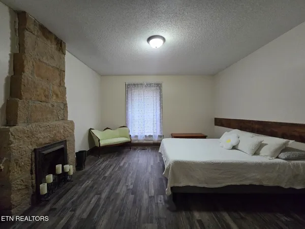 $610,000 | 3651 Baker Highway, Huntsville, TN 37756