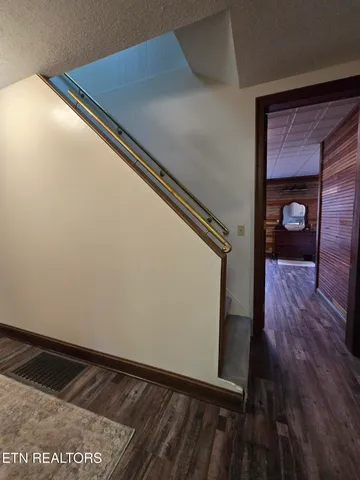 $640,000 | 3651 Baker Highway, Huntsville, TN 37756