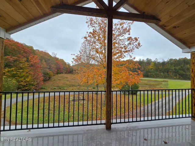 $640,000 | 3651 Baker Highway, Huntsville, TN 37756