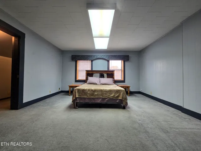 $640,000 | 3651 Baker Highway, Huntsville, TN 37756