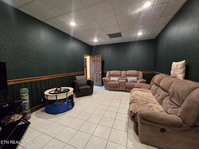 $640,000 | 3651 Baker Highway, Huntsville, TN 37756