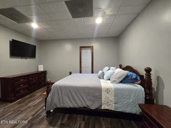 $610,000 | 3651 Baker Highway, Huntsville, TN 37756