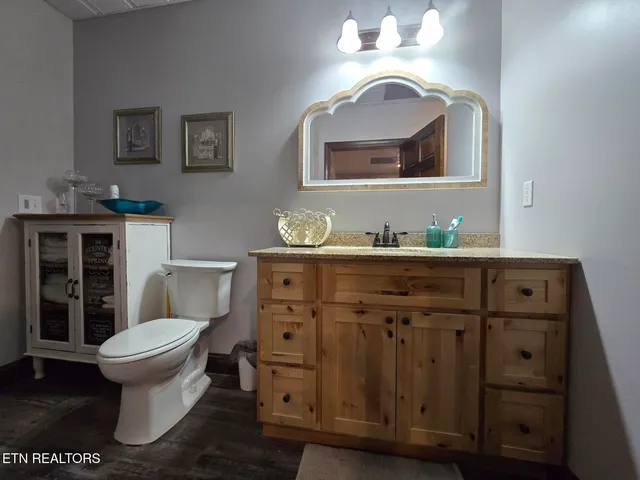 $640,000 | 3651 Baker Highway, Huntsville, TN 37756