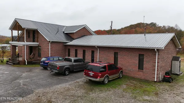 $610,000 | 3651 Baker Highway, Huntsville, TN 37756