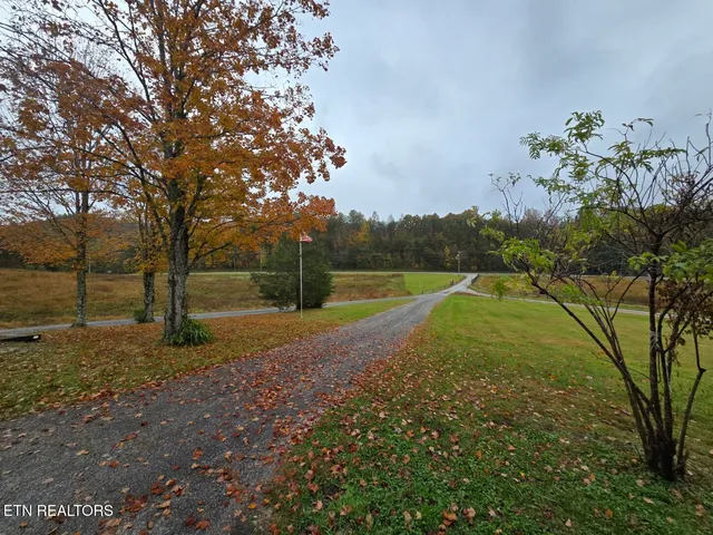 $640,000 | 3651 Baker Highway, Huntsville, TN 37756