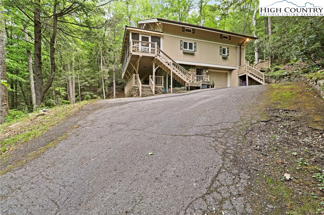 143 Sycamore Boone, NC 28607 - Photo 4 of 33 Gallery Image 4