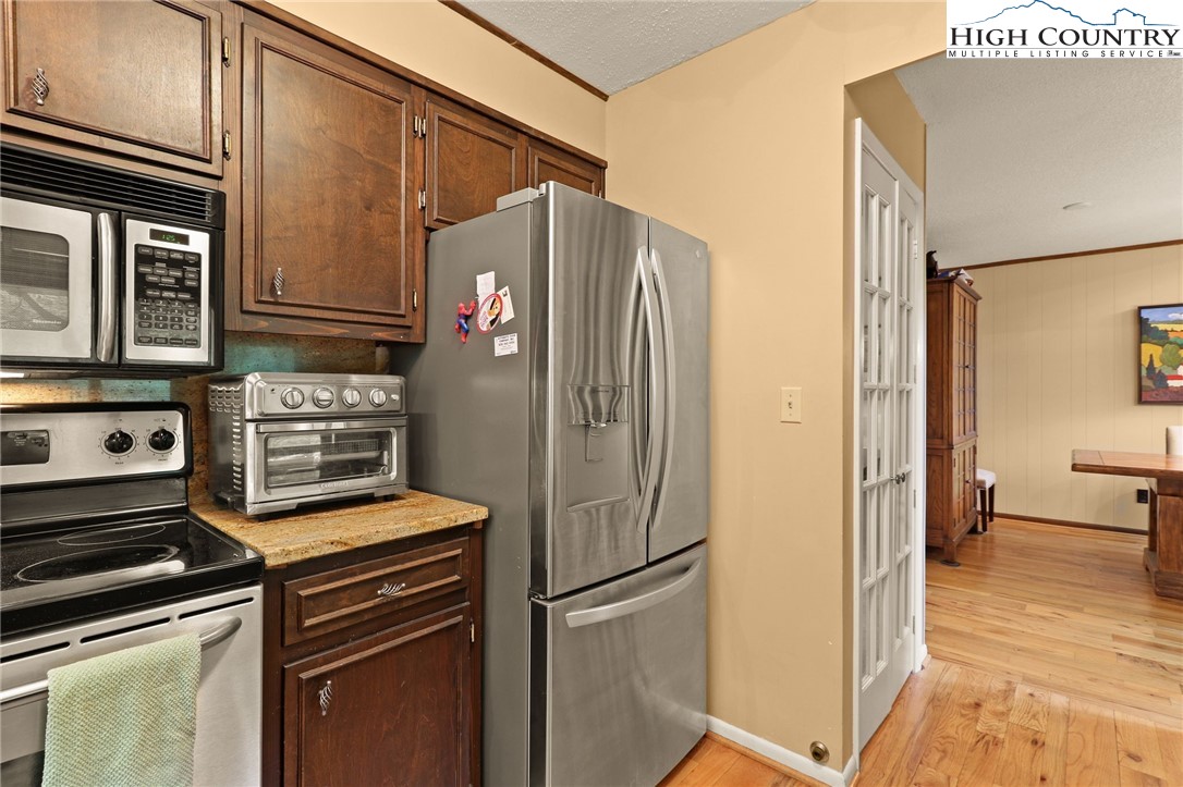 143 Sycamore Boone, NC 28607 - Photo 9 of 33 Gallery Image 9