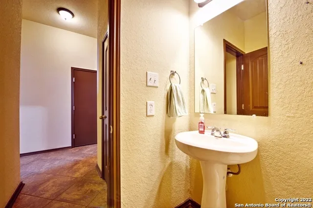 $2,400 | 8923 Dusty Run Lane, San Antonio, TX 78254