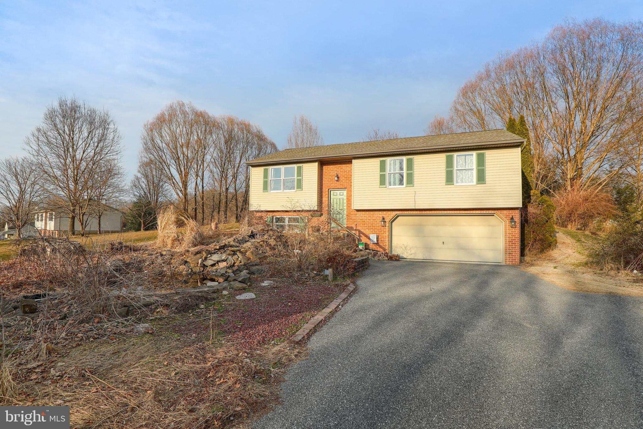 161 Covered Bridge Road Elizabethtown, PA 17022 - Photo 1 of 33 Gallery Image 1