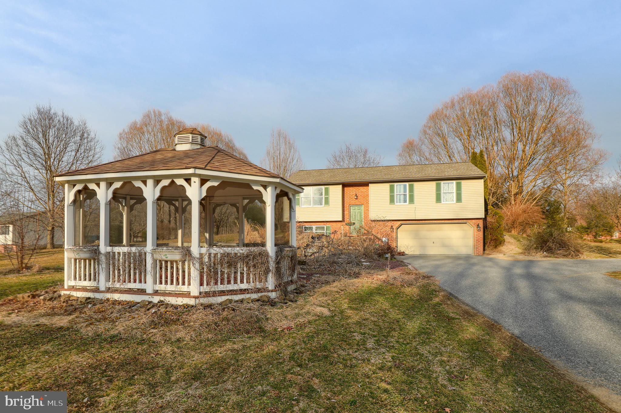 161 Covered Bridge Road Elizabethtown, PA 17022 - Photo 5 of 33 Gallery Image 5