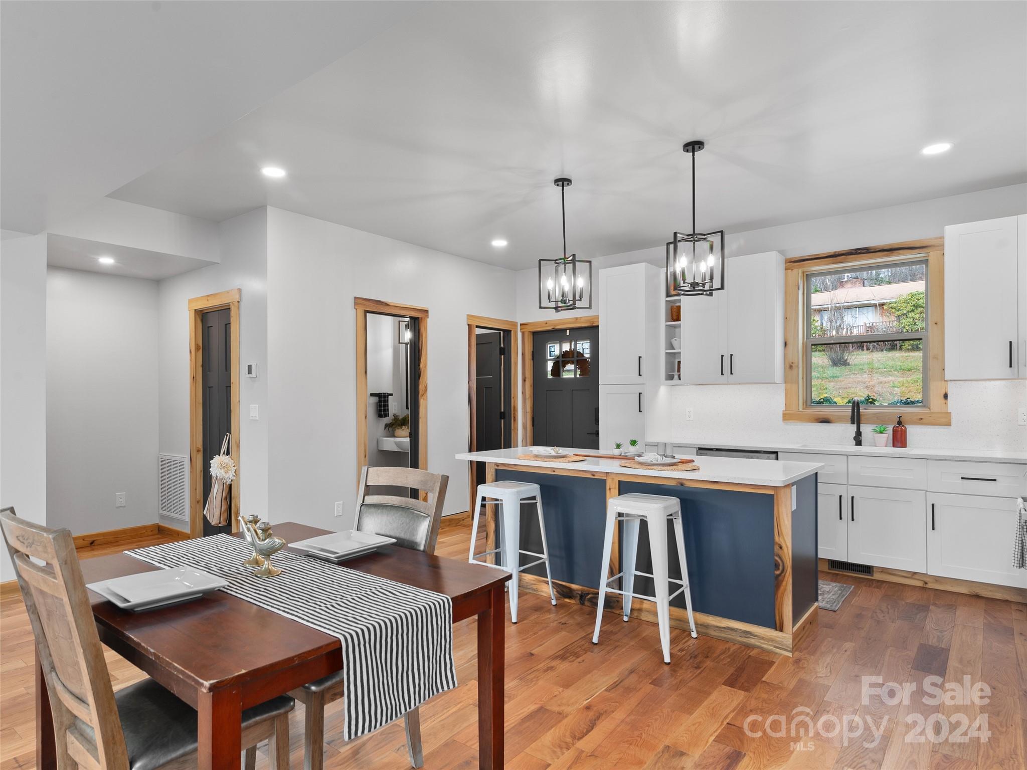 282 County Road Waynesville, NC 28785 - Photo 11 of 41 Gallery Image 11