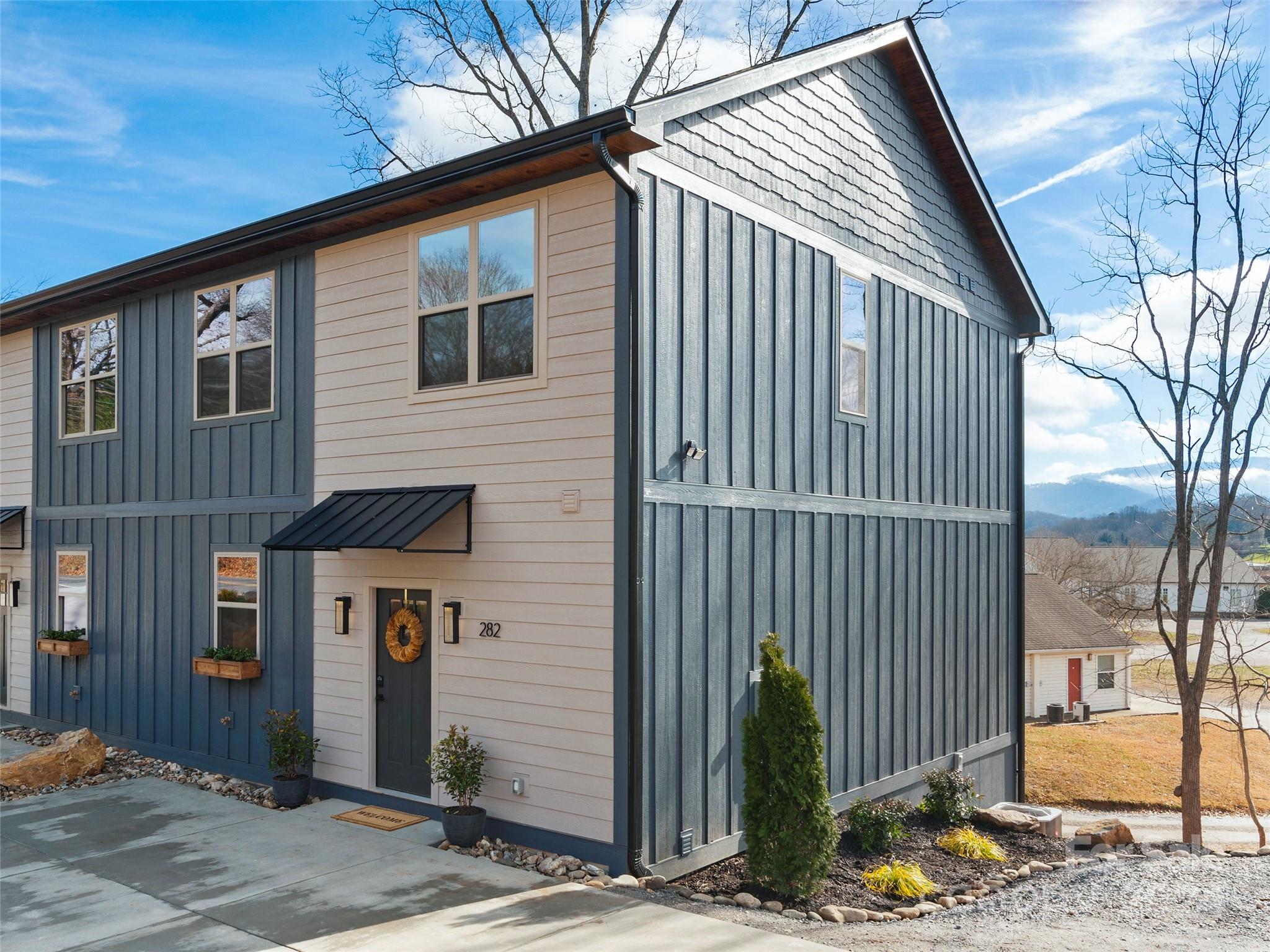 282 County Road Waynesville, NC 28785 - Photo 2 of 41 Gallery Image 2