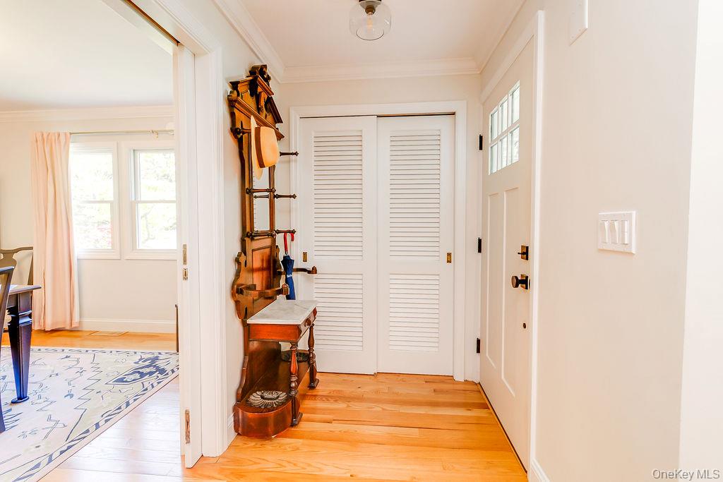 22 Braemer Road Setauket, NY 11733 - Photo 17 of 45
