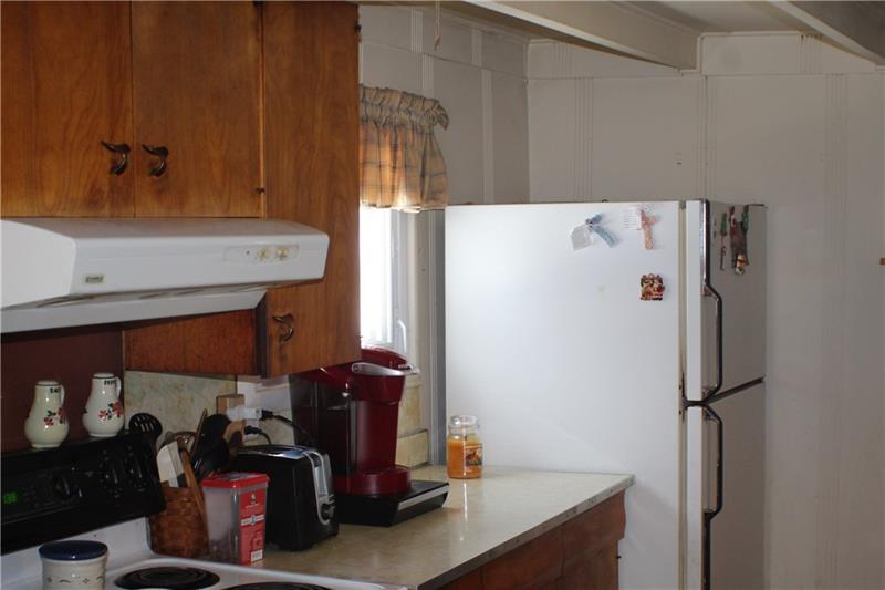 4443 Ridge Road Stoystown, PA 15563 - Photo 9 of 18 Gallery Image 9