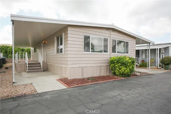 $79,900 | 45521 Highway 74, Unit 35, Hemet, CA 92544