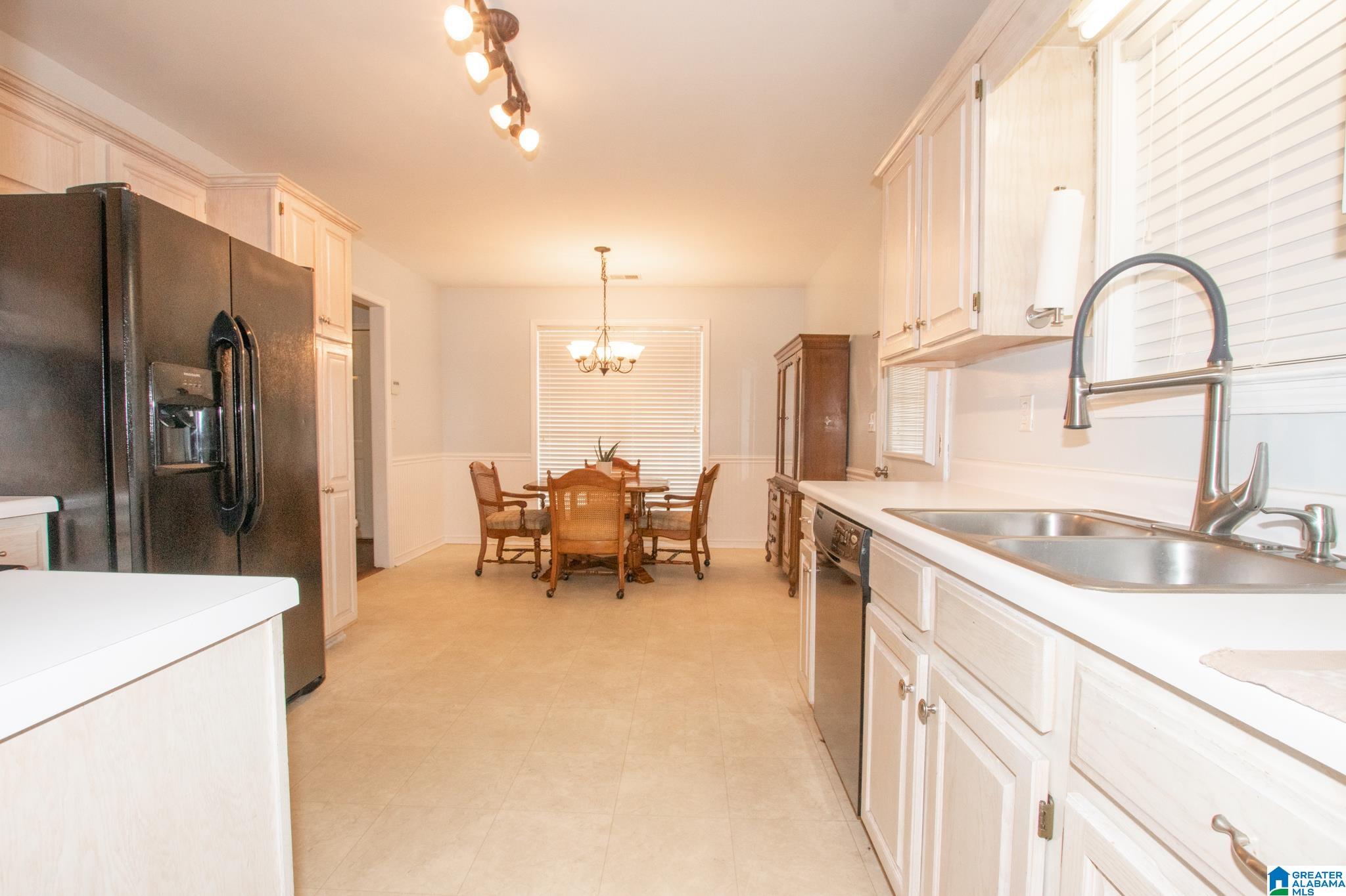 173 Park Pl Lane Alabaster, AL 35007 - Photo 13 of 29