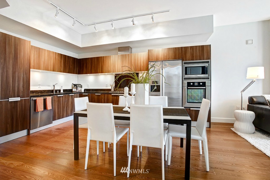 1920 4th Avenue, Unit 1809 Seattle, WA 98101 - Photo 12 of 25