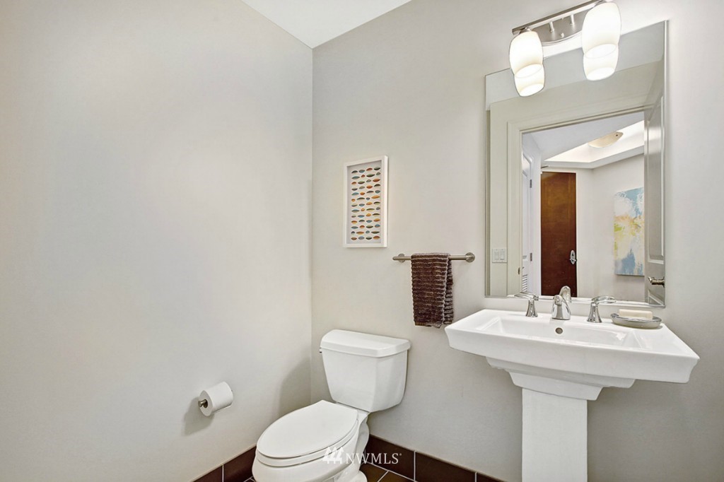 1920 4th Avenue, Unit 1809 Seattle, WA 98101 - Photo 16 of 25