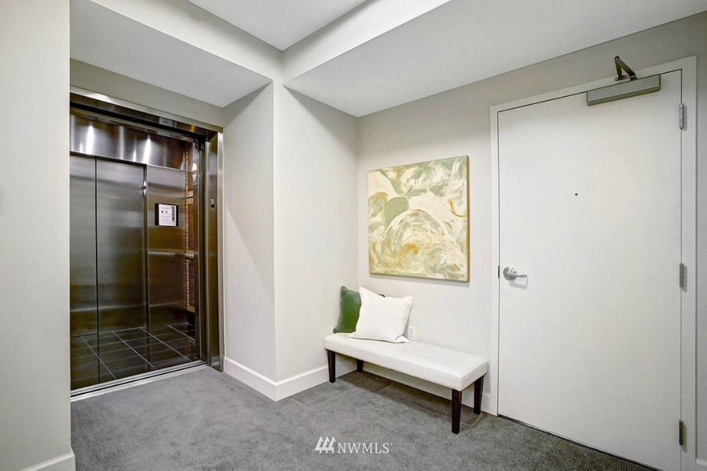 1920 4th Avenue, Unit 1809 Seattle, WA 98101 - Photo 17 of 25