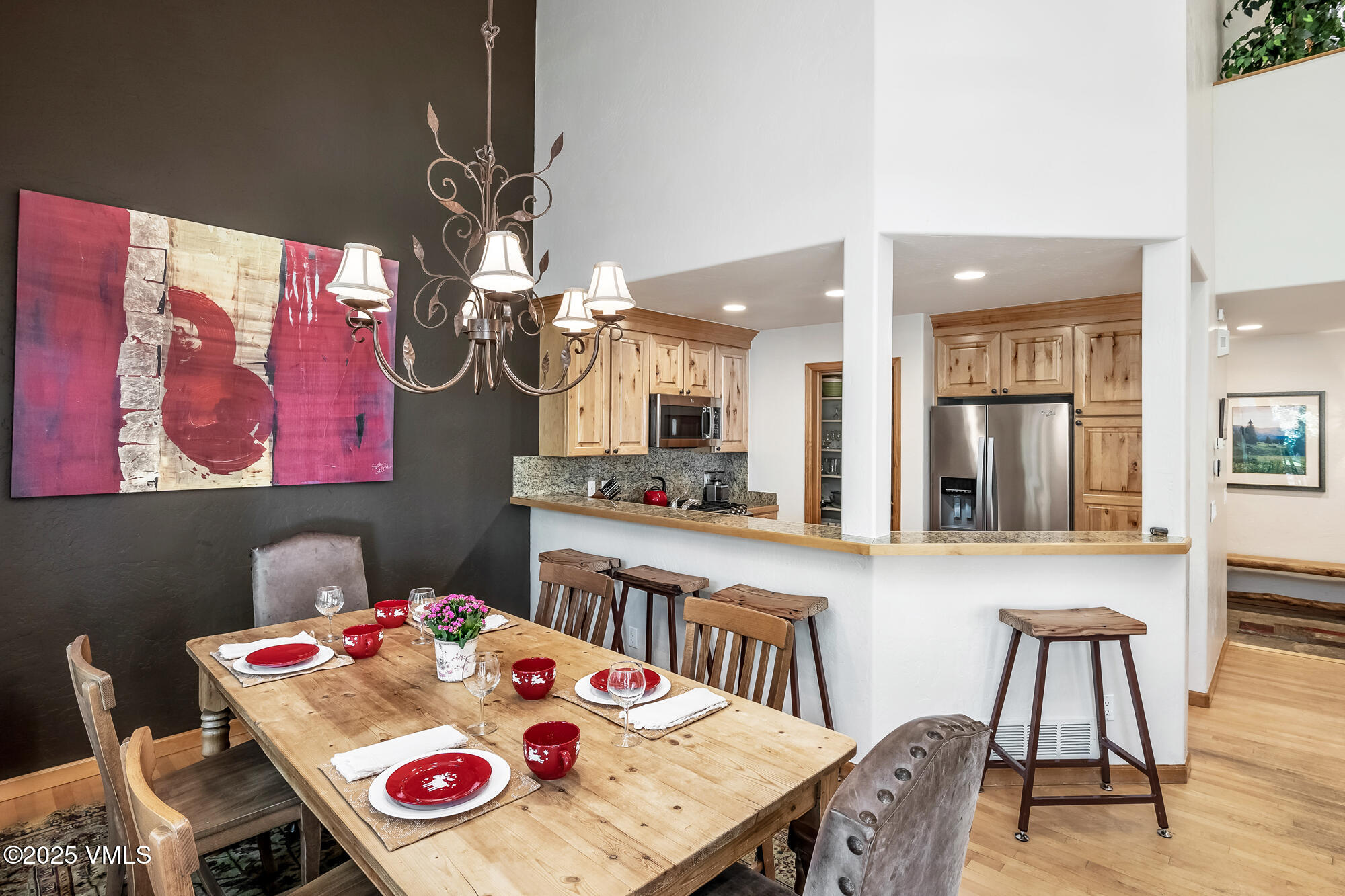 1890 Lions Ridge Loop, Unit 11 Vail, CO 81657 - Photo 10 of 46 Dining