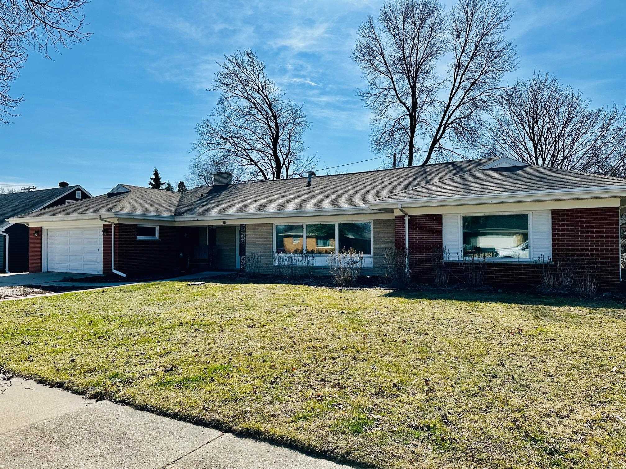 111 East Lindbergh St  