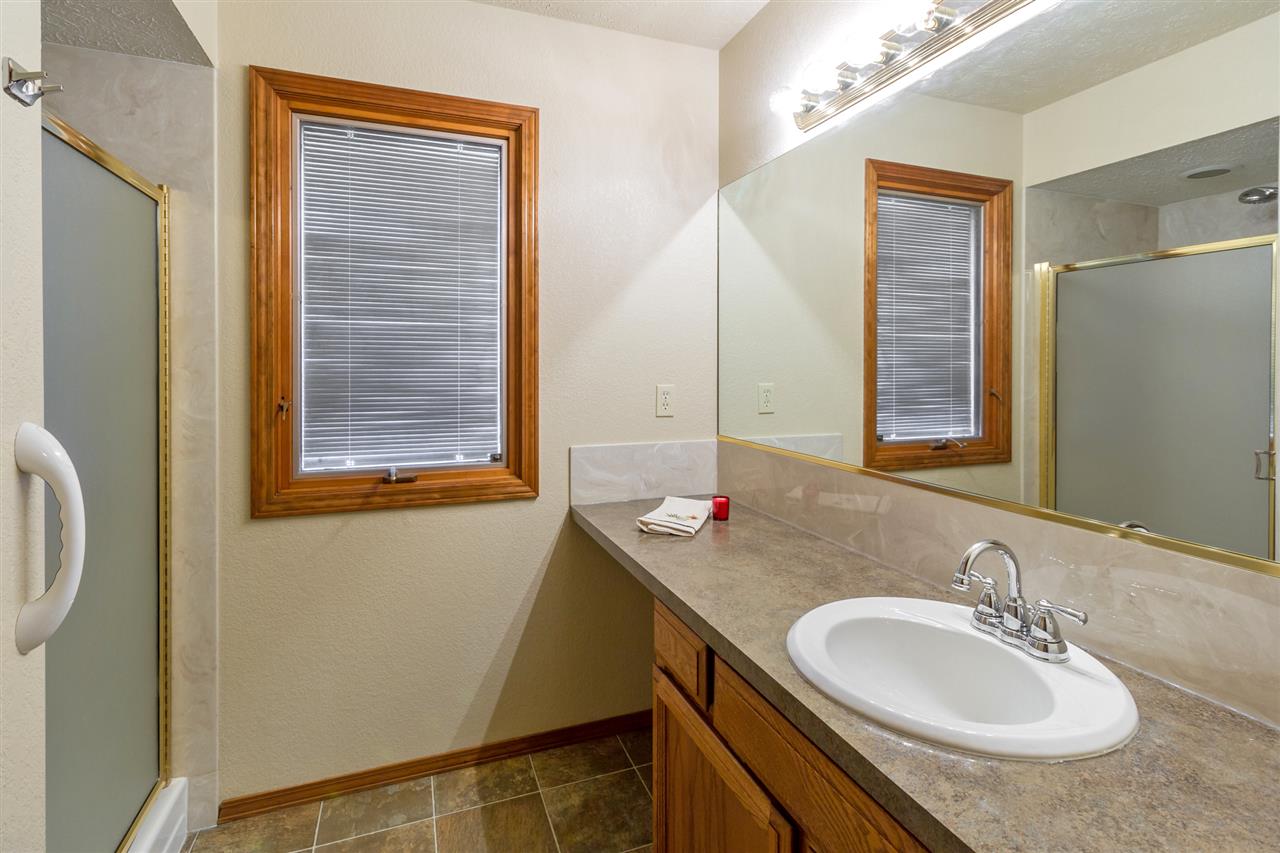 10124 North Ridgecrest Drive Spokane, WA 99208 - Photo 12 of 20 Gallery Image 12