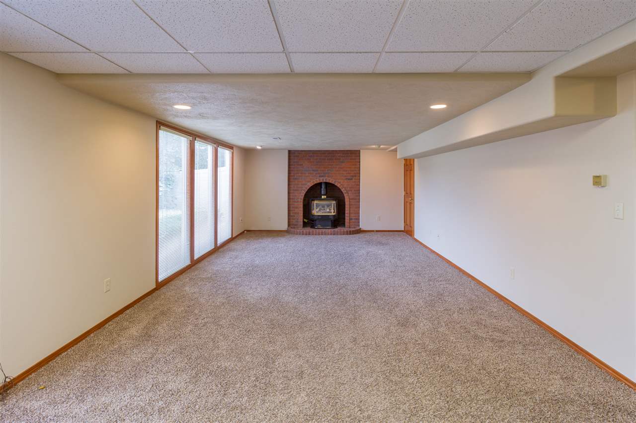 10124 North Ridgecrest Drive Spokane, WA 99208 - Photo 14 of 20 Gallery Image 14