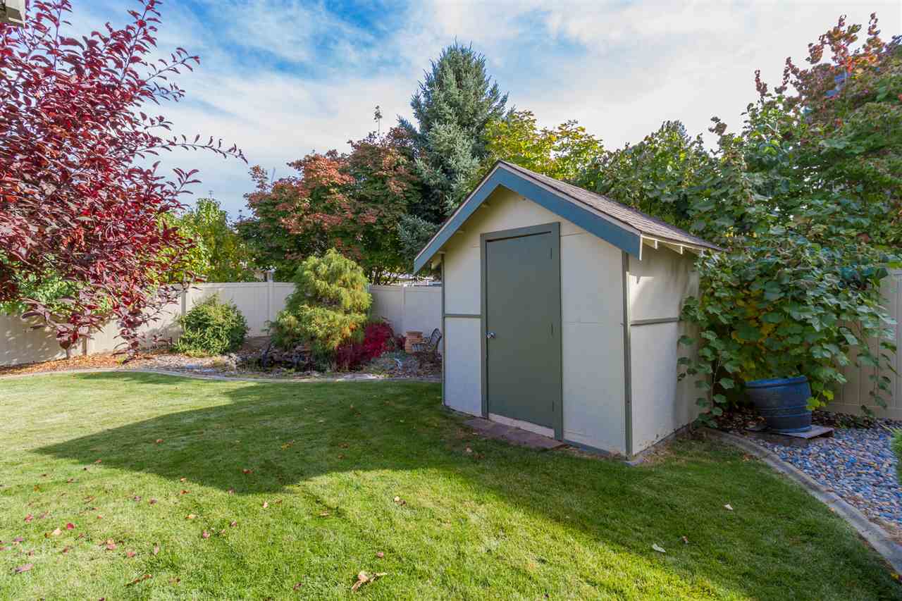 10124 North Ridgecrest Drive Spokane, WA 99208 - Photo 19 of 20 Gallery Image 19