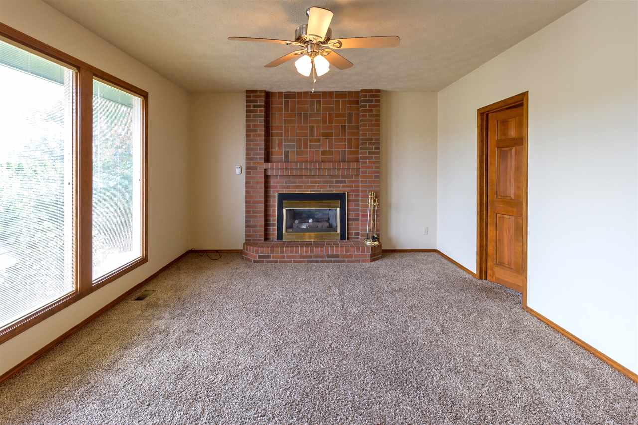 10124 North Ridgecrest Drive Spokane, WA 99208 - Photo 7 of 20 Gallery Image 7