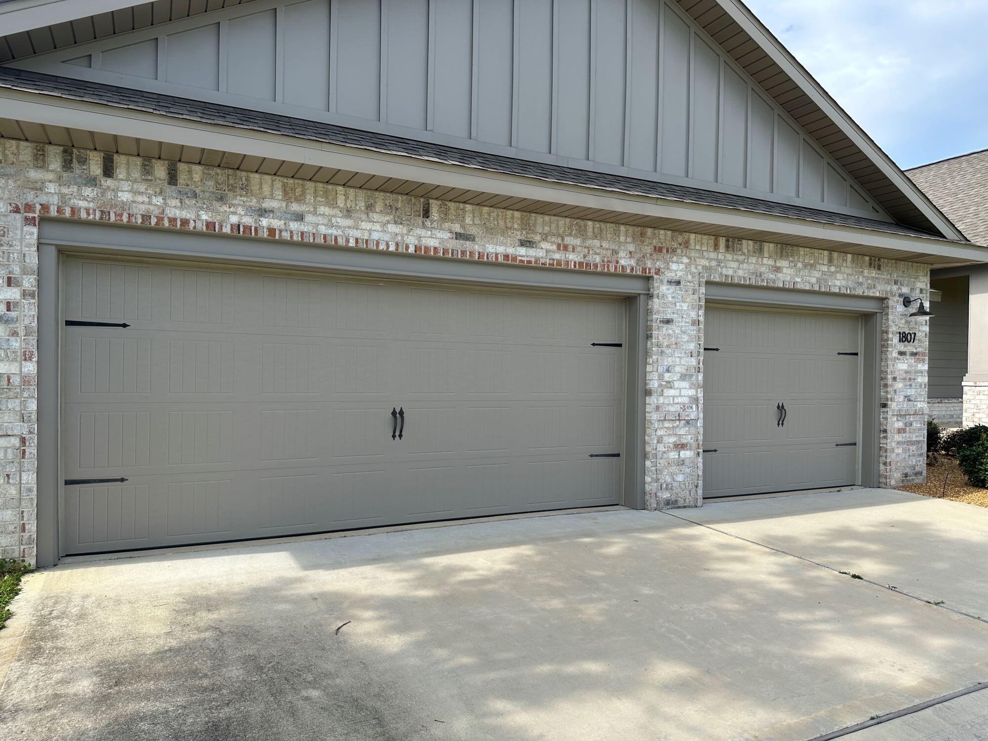 1807 Thunderbolt Street Navarre, FL 32566 - Photo 2 of 29