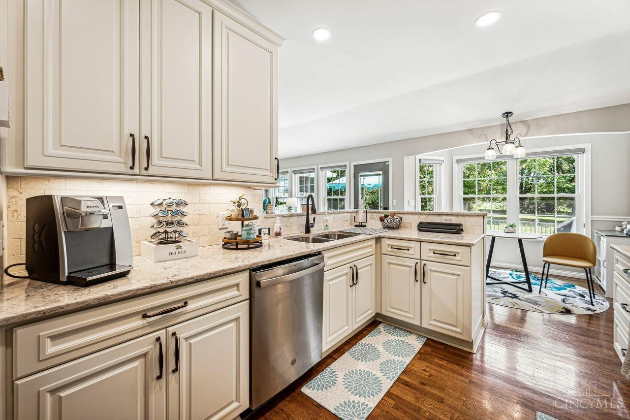 3524 Behymer Road Cincinnati, OH 45245 - Photo 7 of 36 Gallery Image 7