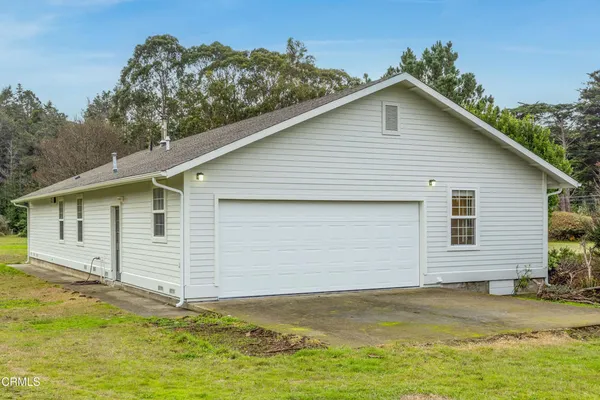 $1,575,000 | 13401 Point Cabrillo Drive, Mendocino, CA 95460
