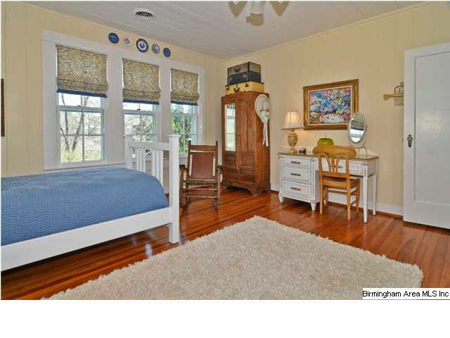 1837 Shades Crest Road Birmingham, AL 35216 - Photo 18 of 32