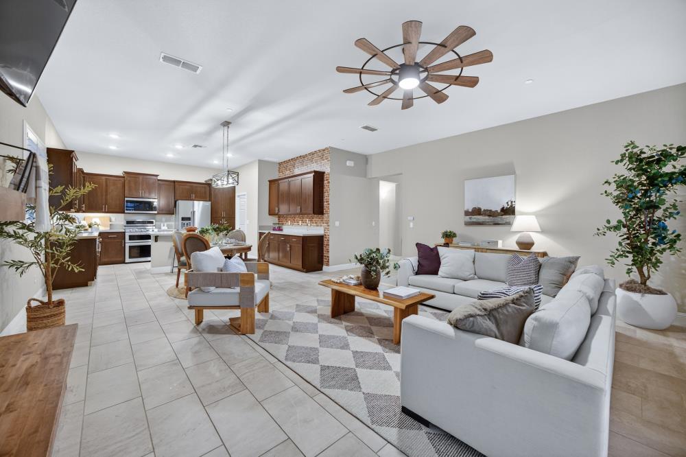 781 Aparicio Way Galt, CA 95632 - Photo 26 of 72