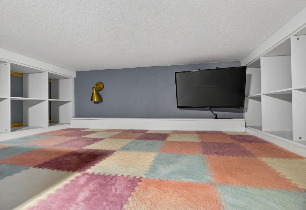 781 Aparicio Way Galt, CA 95632 - Photo 49 of 72