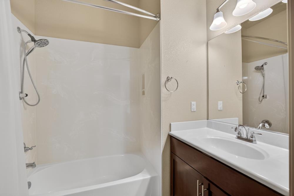 781 Aparicio Way Galt, CA 95632 - Photo 51 of 72