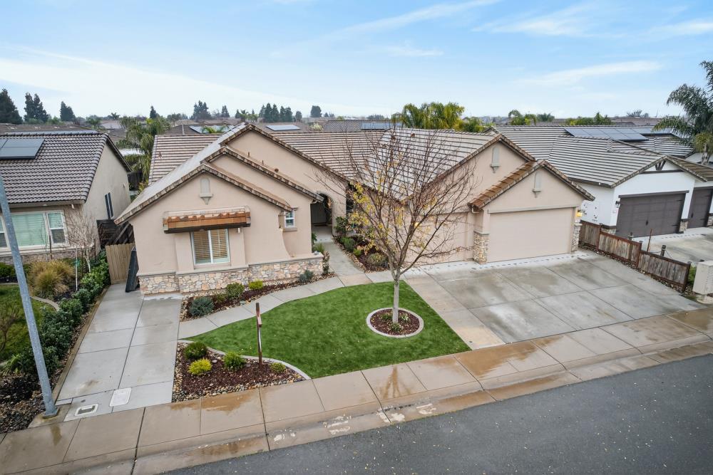 781 Aparicio Way Galt, CA 95632 - Photo 70 of 72