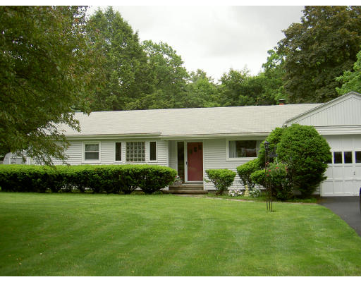 1281 Plumtree Road Springfield, MA 01119 - Photo 1 of 17 Gallery Image 1