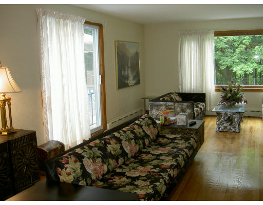 1281 Plumtree Road Springfield, MA 01119 - Photo 3 of 17 Gallery Image 3