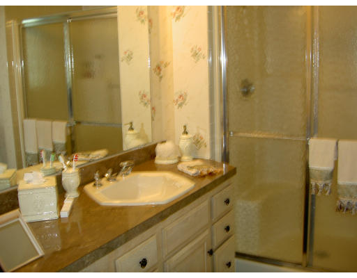 1281 Plumtree Road Springfield, MA 01119 - Photo 10 of 17 Gallery Image 10