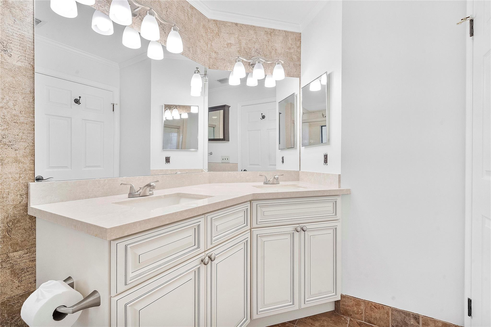 1714 Shoreside Circle Wellington, FL 33414 - Photo 16 of 32 Photo 16