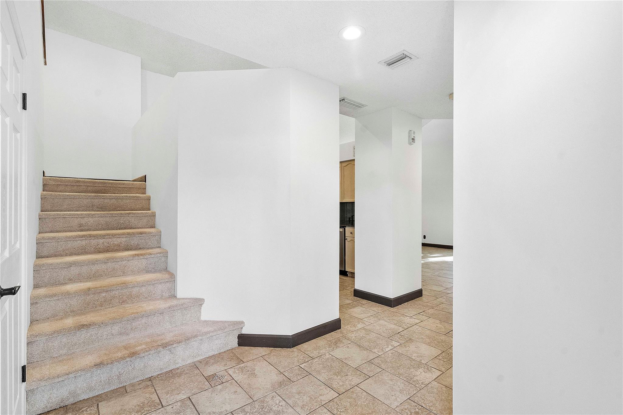 1714 Shoreside Circle Wellington, FL 33414 - Photo 3 of 32 Photo 3