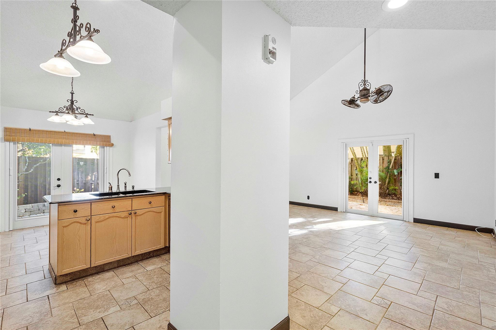 1714 Shoreside Circle Wellington, FL 33414 - Photo 5 of 32 Photo 5