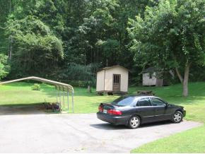 329 Coal Chute Road Elizabethton, TN 37643 - Photo 4 of 9 Photo 4