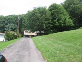 329 Coal Chute Road Elizabethton, TN 37643 - Photo 7 of 9 Photo 7